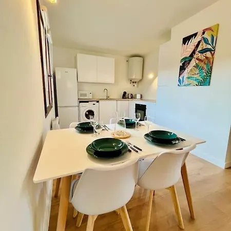 Le Cosy Appart Avec Parking Et Balcon Bourgoin-Jallieu Exterior photo
