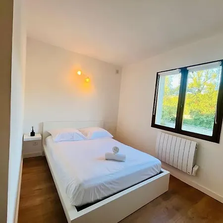 Le Cosy Appart Avec Parking Et Balcon Bourgoin-Jallieu Exterior photo