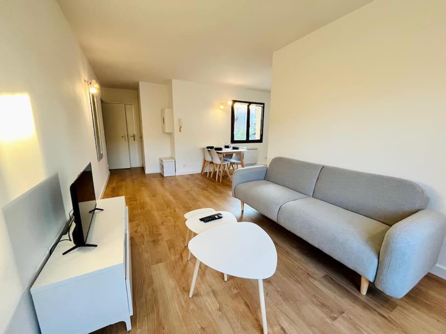 Apartment Le Cosy Avec Parking Et Balcon